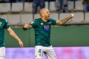 El equipo ferrolano es la gran sensación de la temporada y Jon García es uno de sus líderes en la defensa. Además, su aportación ofensiva fue clave para cerrar la victoria ante el Tenerife.