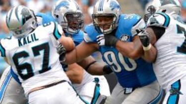 Ndamukong Suh en un lance contra los Carolina Panthers en un choque de la temporada 2014.