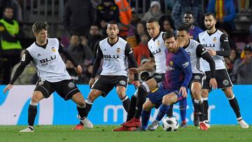 1x1 Valencia: Máximo sacrificio en defensa; inofensivo en ataque
