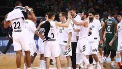 El Madrid celebra la victoria ante el Zalgiris en la quinta jornada de la Euroliga.