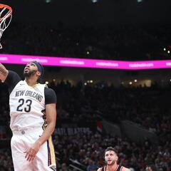 Susto de Anthony Davis (rodilla) en Oregón y nuevo récord local