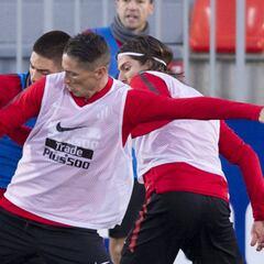 Torres resolvió el partidillo
ante el filial con un doblete