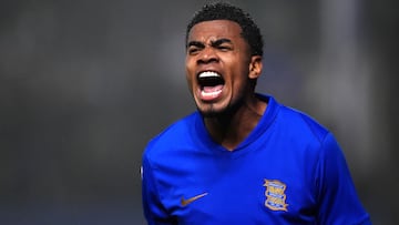 Solís impresiona en Inglaterra.