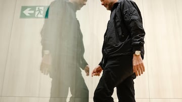 FOTODELDÍA MADRID, 10/03/2026.- El entrenador del Manchester City, el español Pep Guardiola, durante la rueda de prensa ofrecida en la víspera del partido de ida de octavos de final de la Liga de Campeones de fútbol que enfrenta a su equipo al Real Madrid, este martes en el estadio Santiago Bernabéu. EFE/ Rodrigo Jiménez