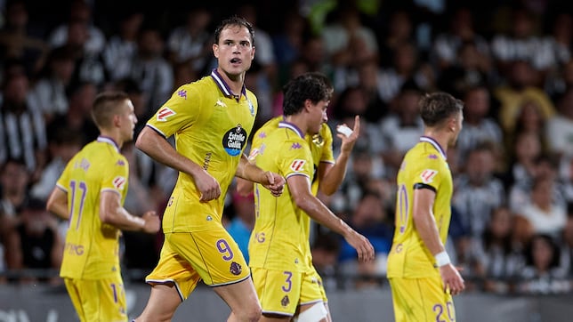 ‘Aerolineas Latasa’ le da los tres puntos al Valladolid ante el Castellón