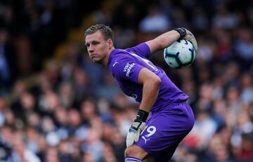 A principio de temporada Emery confiaó más en Cech para defender su portería. Pero una lesión  en el tendón de la corva obligó a arquero checho a abandonar el partido de Arsenal ante Watford. Tras ello el meta alemán tiene ante él la oportunidad para demostrar que vale lo que el club inglés pagó por él (25 millones de euros) y apropiarse de la titularidad. 