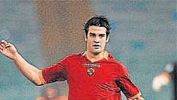 <b>MADRIDISTA. </b>Chivu está como loco por jugar en el Real Madrid.