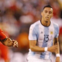 Eduardo Vargas vuelve a ser goleador de la Copa América