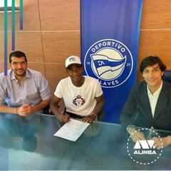 Anderson Arroyo refuerza la defensa del Alavés