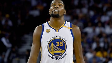 Kevin Durant y los Warriors, muy críticos tras la derrota ante San Antonio Spurs.