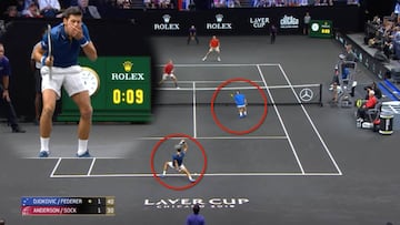 La notable reacci車n de Djokovic tras darle un pelotazo a Federer
