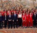 Las campeonas de la Sub-17 invitan a la Reina Letizia al próximo Mundial