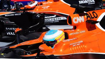 Alonso y Vandoorne con el McLaren en Hungría.