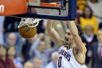 Canasta de Kevin Love.