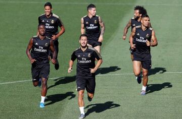 Eden Hazard, Vinicius Paixao de Oliveira Junior, Carlos Henrique Casemiro, Raphaël Varane, James Rodríguez & Marcelo