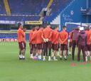 Sergio Ramos se entrena con el Real Madrid en Stamford Bridge