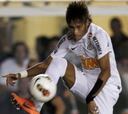 El Santos de Neymar golea con saña al Bolívar