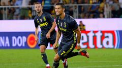 Soccer Football - Serie A - Frosinone v Juventus - Stadio Benito Stirpe, Frosinone, Italy - September 23, 2018   Juventus&#039; Cristiano Ronaldo celebrates scoring their first goal    REUTERS/Ciro De Luca