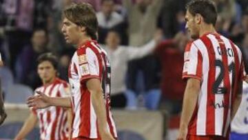 <b>DEPRESIÓN. </b>Primer plano de Corona; al fondo, Piatti.