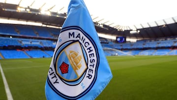 FILED - 17 April 2019, England, Manchester: A general view of the Manchester City emblem on the corner flag prior to the start of the UEFA Champions League quarter-final second leg soccer match between Manchester City and Tottenham Hotspur at Etihad Stadi