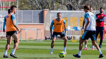 7/04/23 
CD LEGANES ENTRENAMIENTO
CARLOS MARTINEZ Entrenador Franquesa
Enric Franquesa Dolz