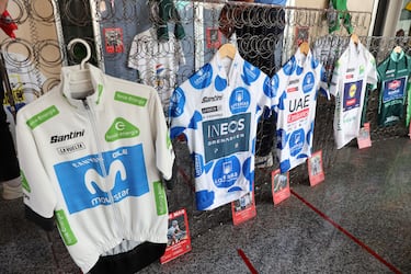 La historia de La Vuelta, y del ciclismo, a través de sus maillots