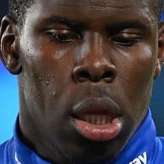 West Ham's Zouma slapped with fine for kicking his cat