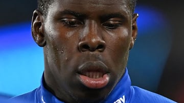 West Ham's Zouma slapped with fine for kicking his cat