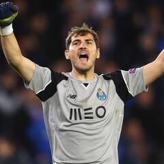 Casillas se lleva el 'Golden Foot'