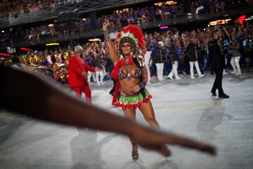 Uno de los eventos más importantes de Brasil se vuelve a celebrar. Tras dos años de parón por el COVID vuelve el Carnaval de Río.