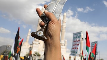 Who are the Houthis and why do they threaten global security?