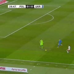 Se mascaba la tragedia y tragedia hubo: la pifia de Lunin a más de 30 metros de su portería...