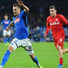 Un Nápoles sin puntería aplaza la clasificación