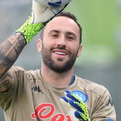 Spalletti destaca la actitud y entrega de Ospina en Napoli