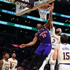 Anthony Davis de los Lakers tiene problemas de visión