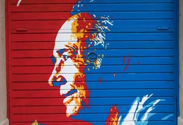 El mural que derriba muros en Barcelona es de trazo argentino