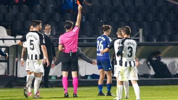 El Alcorcón suma cuatro jornadas consecutivas con al menos un jugador expulsado