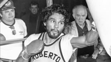 Roberto Manos de Piedra Durán cumple 71 años de edad y el mundo del boxeo se pregunta si él fue mejor o el mexicano Julio César Chávez