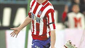 <b>COTIZADO. </b>Reyes quiere a Fernando Torres junto a él para hacer un Arsenal invencible.