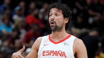 ANAHEIM, CALIFORNIA - AUGUST 16: Sergio Llull #23 talks with his team in the first half against the United States during an exhibition game at Honda Center on August 16, 2019 in Anaheim, California. Harry How/Getty Images/AFP
== FOR NEWSPAPERS, INTERNET, TELCOS & TELEVISION USE ONLY ==