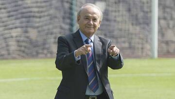 El presidente de la Máquina no pudo contener la emoción tras levantar de nuevo un título en el fútbol mexicano. Emoción pura tras derrotar a Rayados
