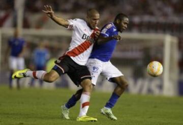 En el juego de ida de los Cuartos de Final River Plate sufrió con Cruzeiro, parecía que se iban sin goles pero Marquinhos apareció en los últimos minutos y le dio el triunfo al conjunto carioca.