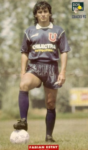 El volante nació en Universidad Católica, pero tras su primer paso por el fútbol del exterior, volvió a Universidad de Chile, en 1993.