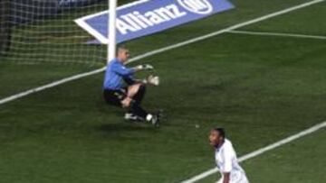 <b>LA BESTIA. </b>El Madrid se impuso por última vez al Barça en el Camp Nou en 2007 con este gol..