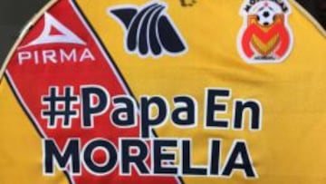 El jersey firmado, por el Papa Francisco, de Monarcas Morelia