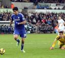 Diego Costa marca un doblete en la manita del líder Chelsea