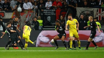 Soccer Football - Europa League Semi Final First Leg - Eintracht Frankfurt v Chelsea - Commerzbank-Arena, Frankfurt, Germany - May 2, 2019  Chelsea&#039;s Pedro scores their first goal   REUTERS/Kai Pfaffenbach