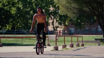 Eduardo Rodriguez tras conquistar un rail en su videopart Street Codes