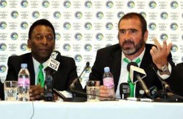 En enero de 2011 se comprometió con el New York Cosmos como director deportivo.