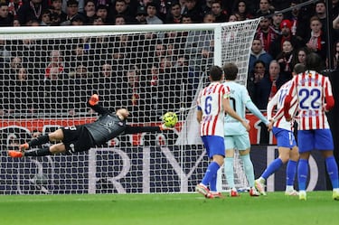 El Atleti, problemas a larga distancia